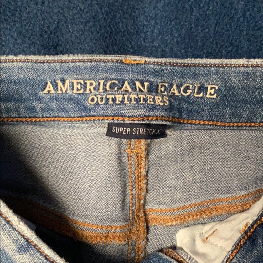 Highest Rise Distressed Jegging - Picture 4 of 6